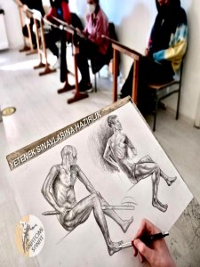 Yetenek sınavlarına hazırlık resim kursu.Figür,anatomi çalışmaları
